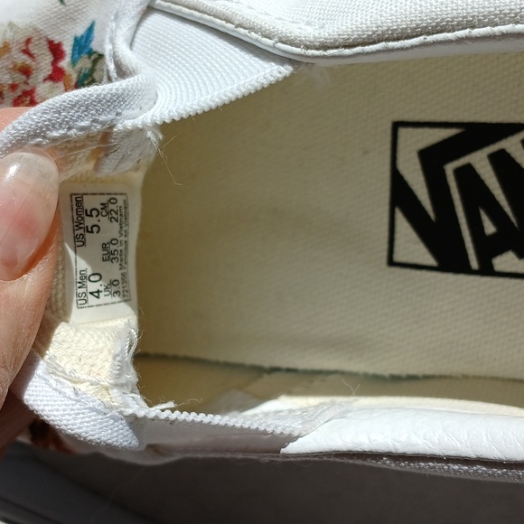 NWOB Custom Vans - Picture 5 of 6